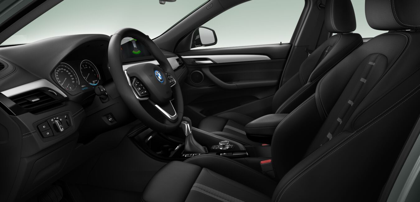 BMW BMW X im Innenraum seitlich BMW BMW X im Innenraum seitlich