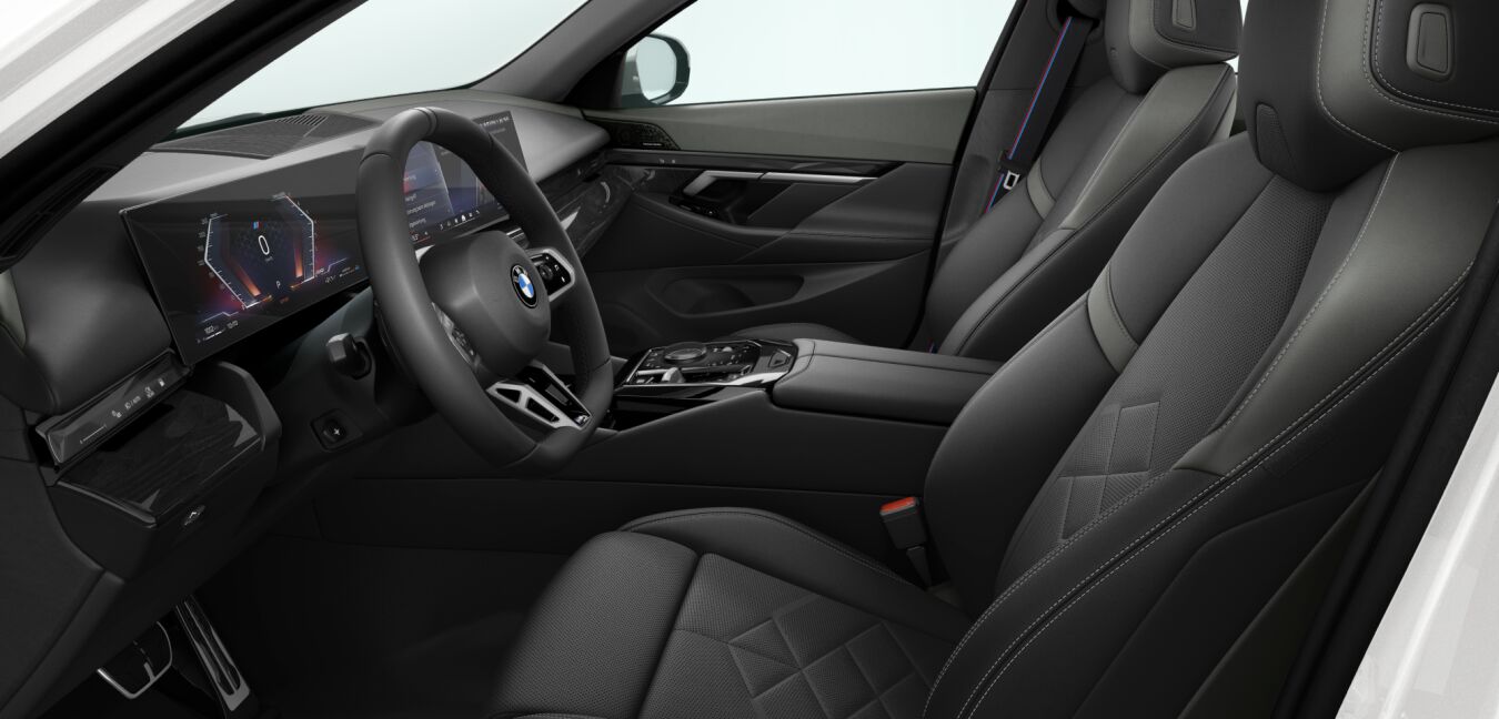 BMW BMW 5er im Innenraum seitlich BMW BMW 5er im Innenraum seitlich