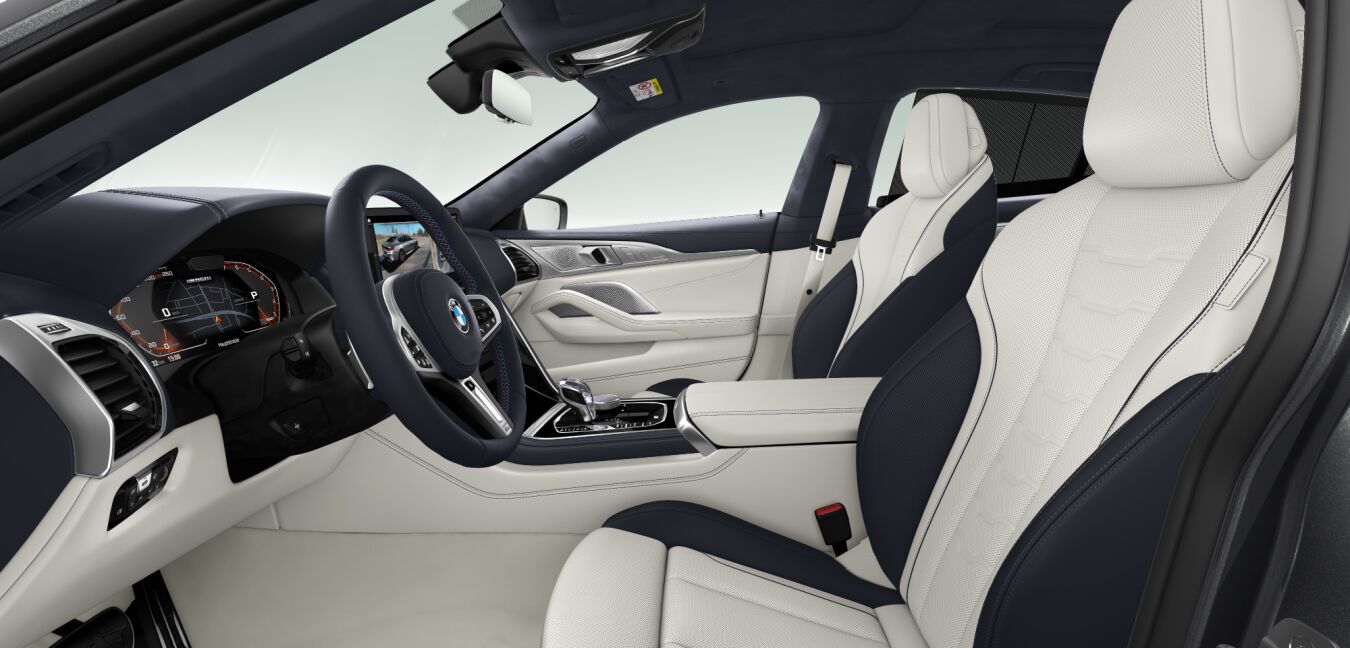 BMW BMW 8er im Innenraum seitlich BMW BMW 8er im Innenraum seitlich