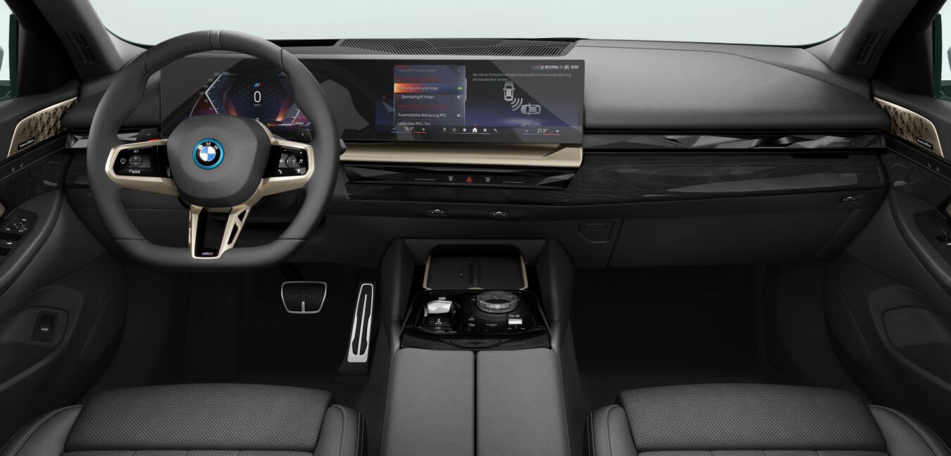 BMW BMW 5er im Innenraum von vorne BMW BMW 5er im Innenraum von vorne