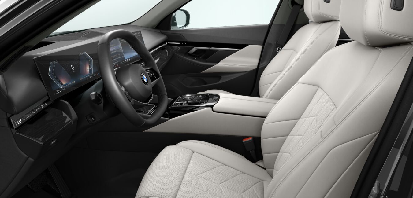 BMW BMW 5er im Innenraum seitlich BMW BMW 5er im Innenraum seitlich