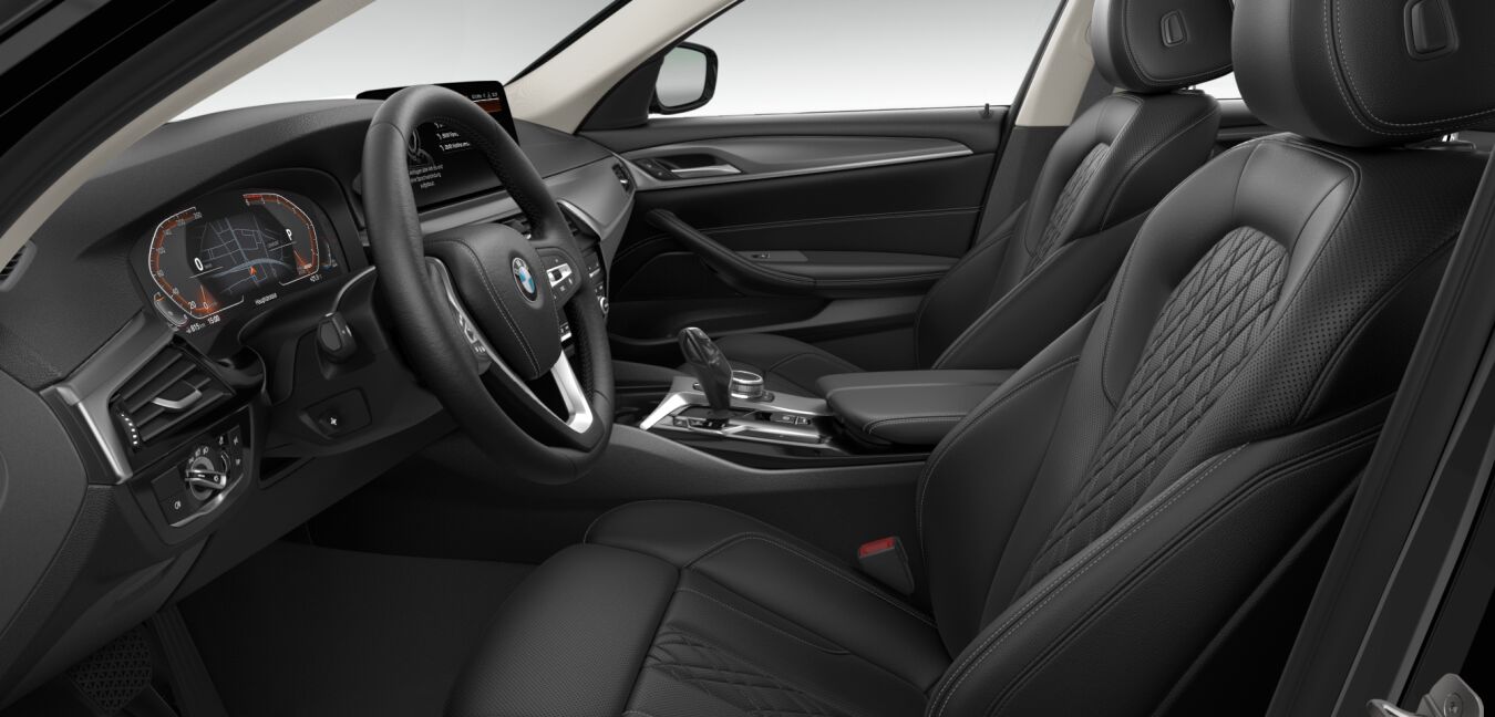 BMW BMW 5er im Innenraum seitlich BMW BMW 5er im Innenraum seitlich