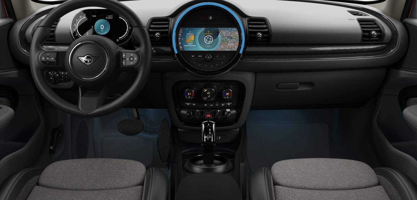 MINI MINI Clubman im Innenraum von vorne MINI MINI Clubman im Innenraum von vorne