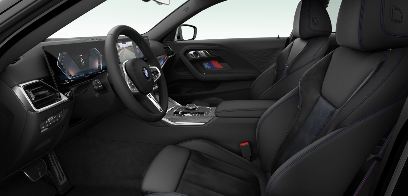BMW BMW 2er im Innenraum seitlich BMW BMW 2er im Innenraum seitlich