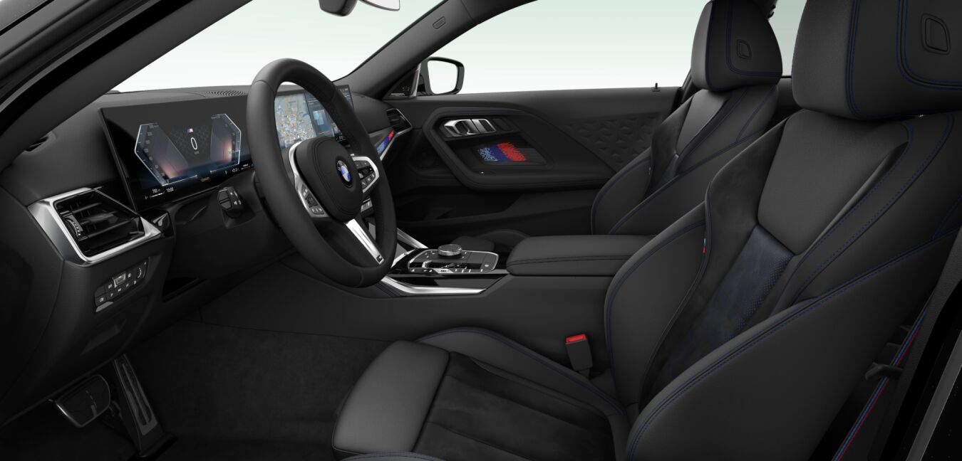 BMW BMW 2er im Innenraum seitlich BMW BMW 2er im Innenraum seitlich