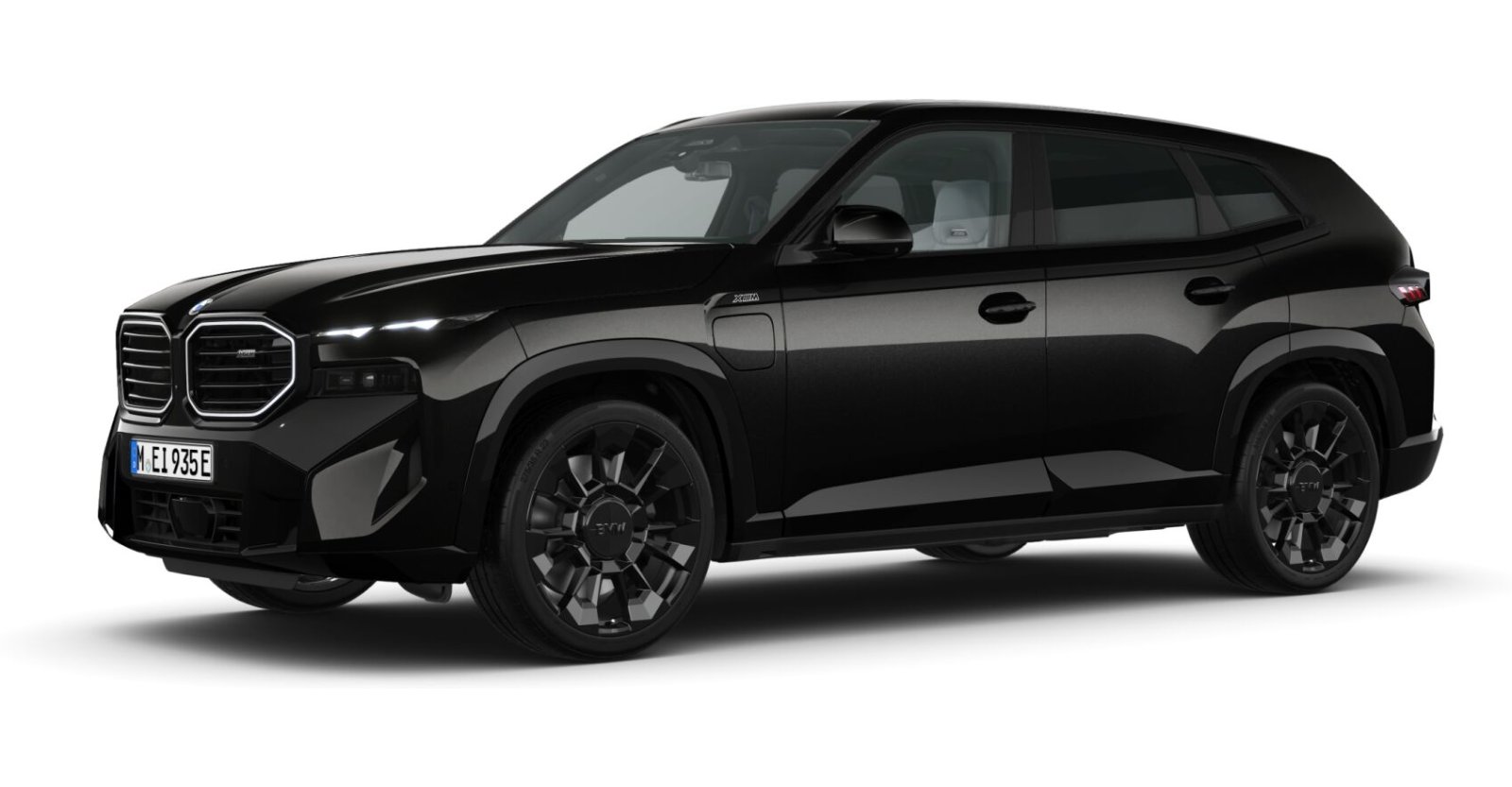 BMW XM 50e in Schwarz von vorne BMW XM 50e in Schwarz von vorne