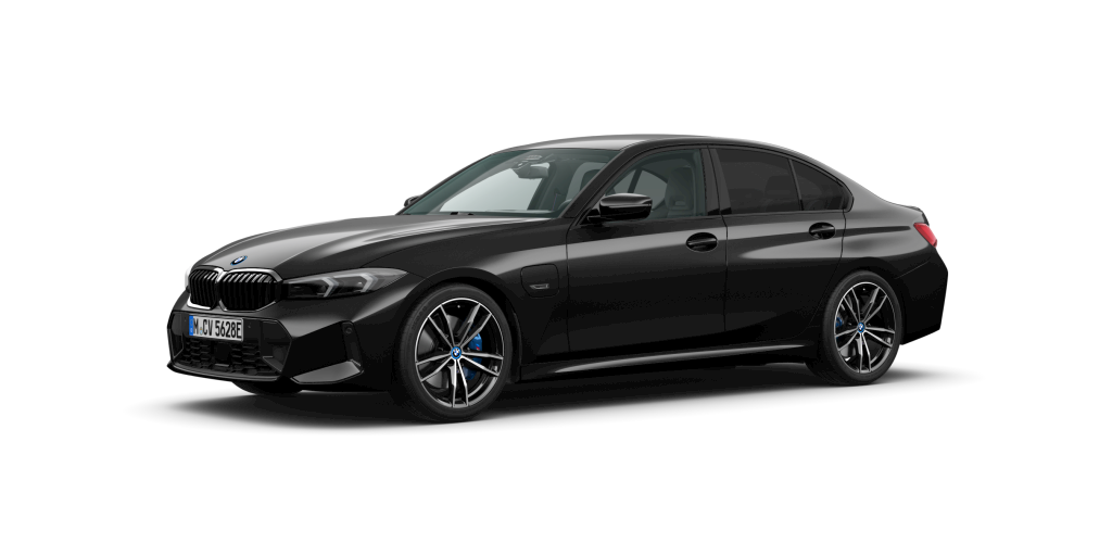 BMW 330e Limousine in Schwarz von vorne BMW 330e Limousine in Schwarz von vorne