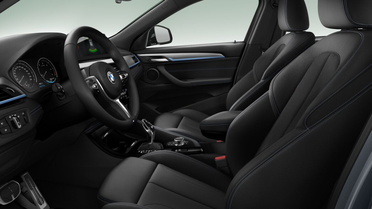 BMW BMW X im Innenraum seitlich BMW BMW X im Innenraum seitlich