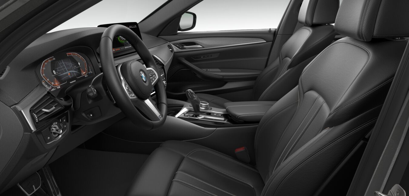 BMW BMW 5er im Innenraum seitlich BMW BMW 5er im Innenraum seitlich