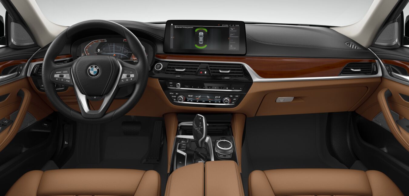 BMW BMW 5er im Innenraum von vorne BMW BMW 5er im Innenraum von vorne
