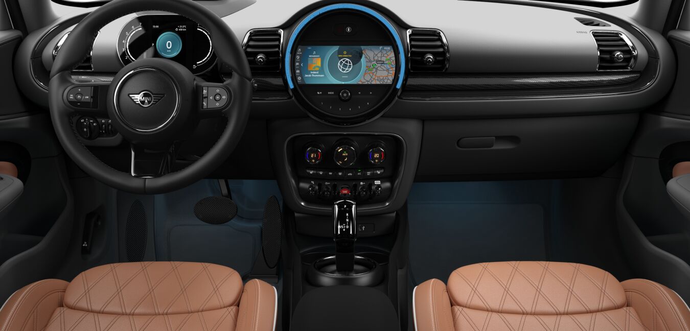 MINI MINI Clubman im Innenraum von vorne MINI MINI Clubman im Innenraum von vorne