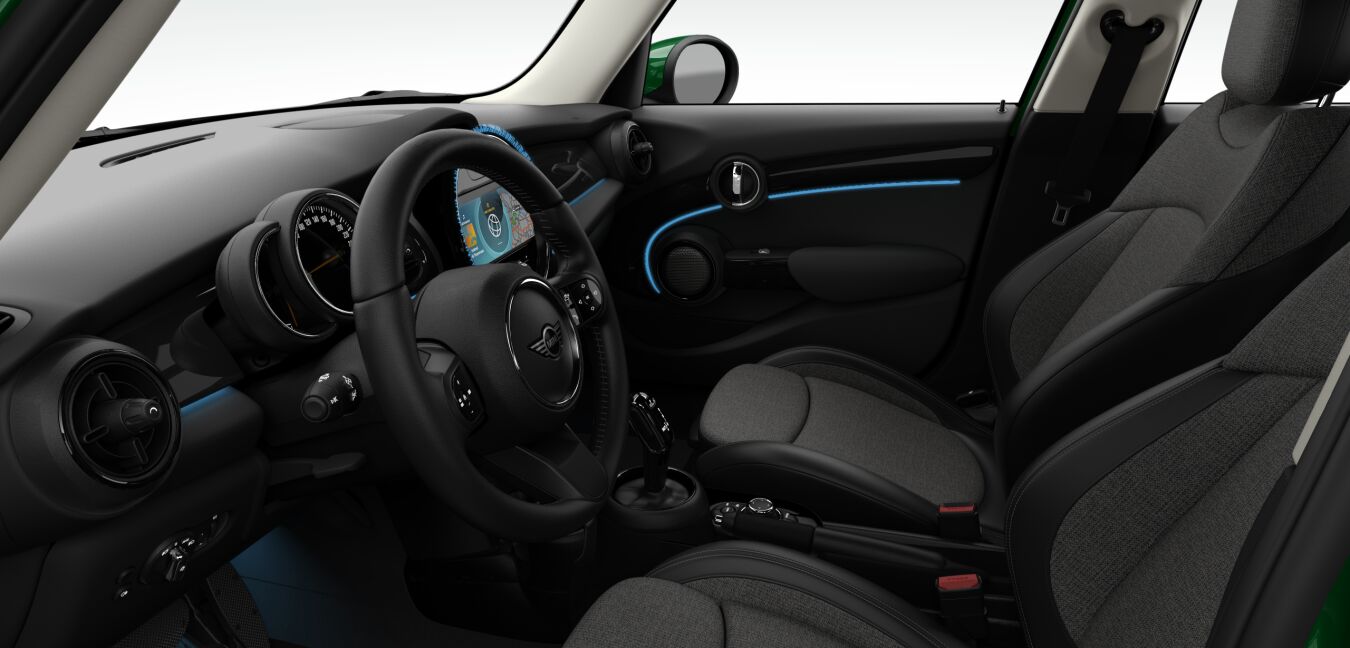 MINI MINI 5-Türer im Innenraum seitlich MINI MINI 5-Türer im Innenraum seitlich