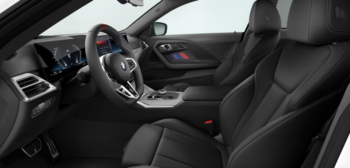 BMW BMW 2er im Innenraum seitlich BMW BMW 2er im Innenraum seitlich