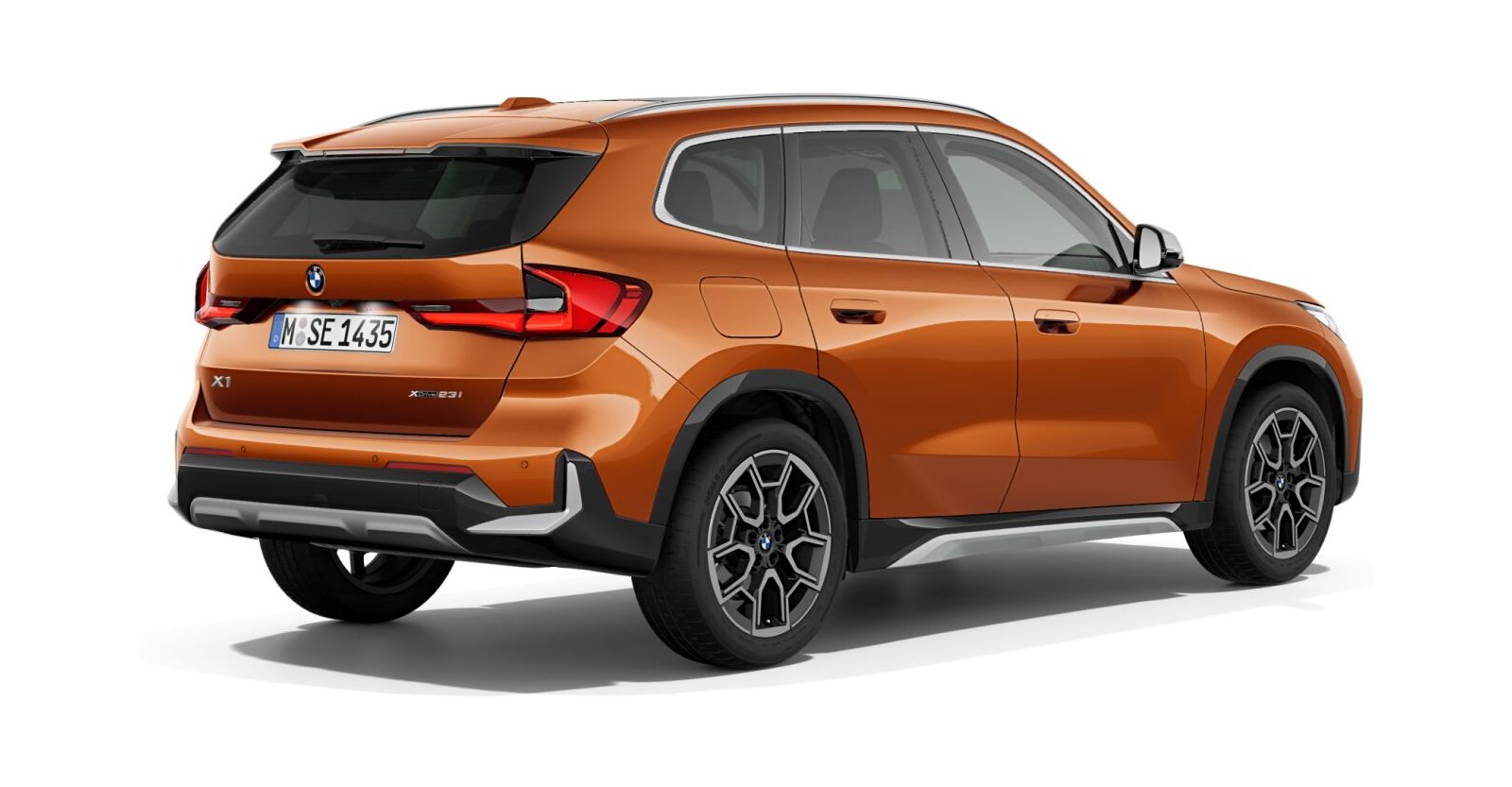 BMW BMW X in Orange von hinten BMW BMW X in Orange von hinten
