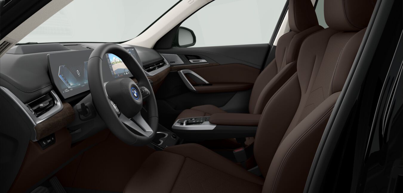 BMW BMW X im Innenraum seitlich