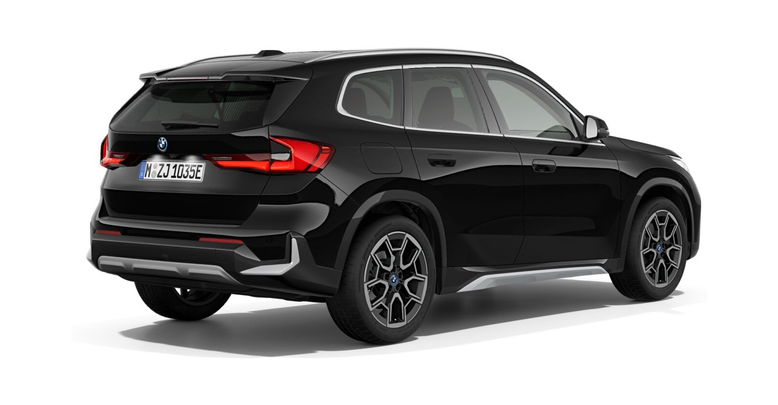 BMW BMW X in Schwarz von hinten
