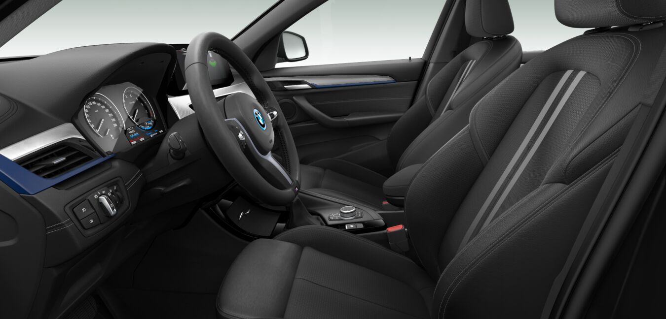 BMW BMW X im Innenraum seitlich BMW BMW X im Innenraum seitlich