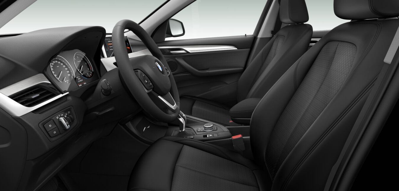 BMW BMW X im Innenraum seitlich BMW BMW X im Innenraum seitlich
