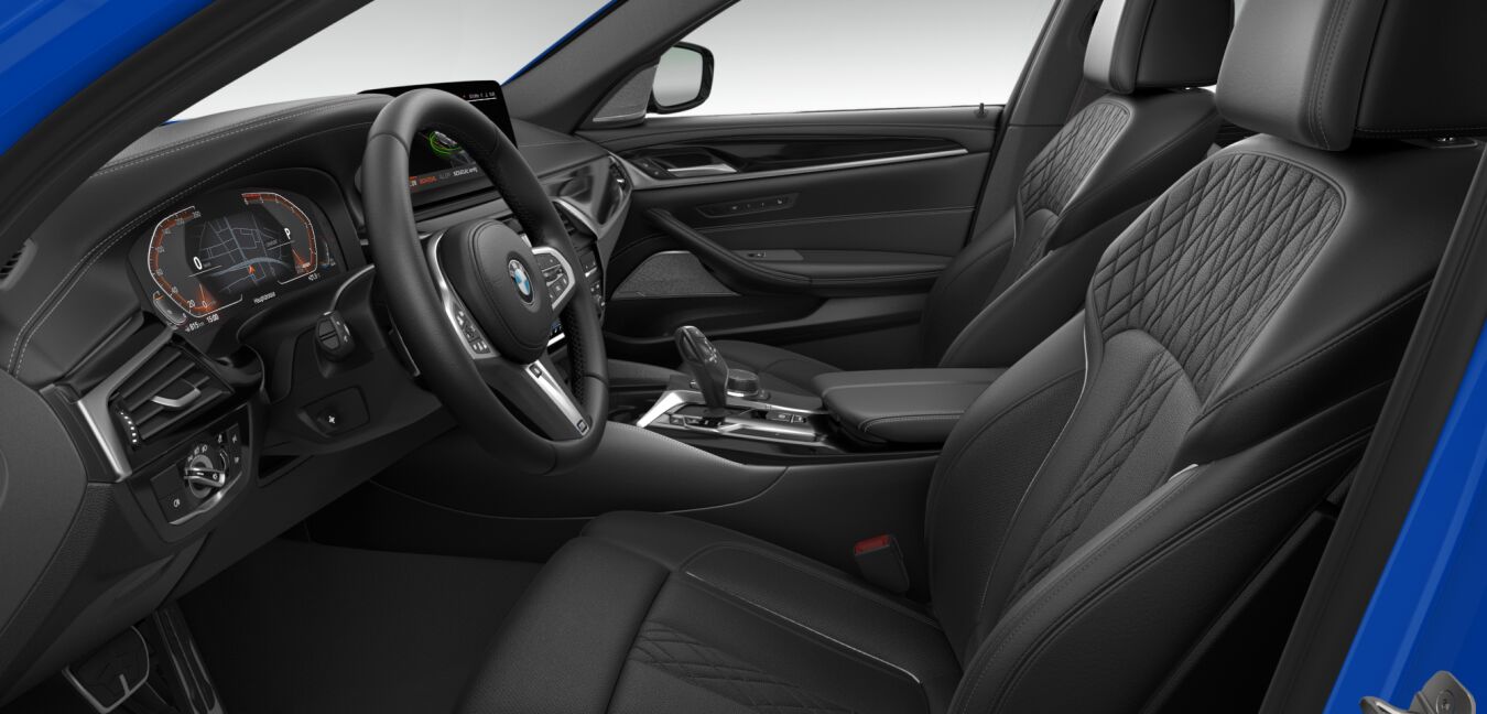 BMW BMW 5er im Innenraum seitlich BMW BMW 5er im Innenraum seitlich
