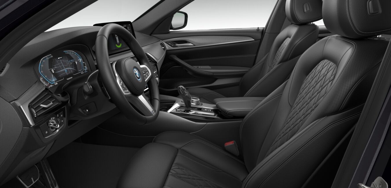 BMW BMW 5er im Innenraum seitlich