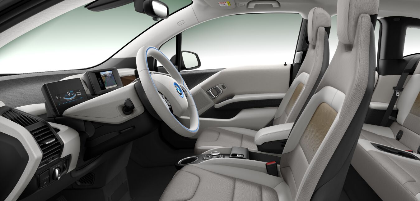 BMW BMW I im Innenraum seitlich