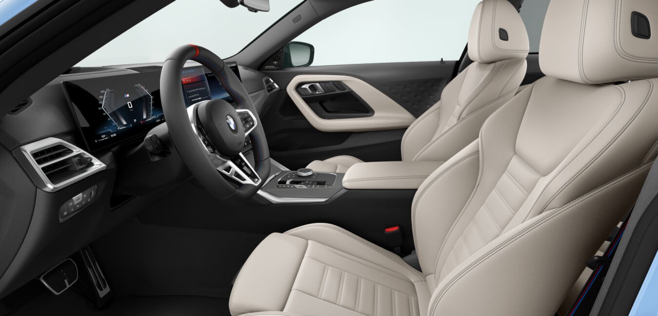 BMW BMW 2er im Innenraum seitlich BMW BMW 2er im Innenraum seitlich
