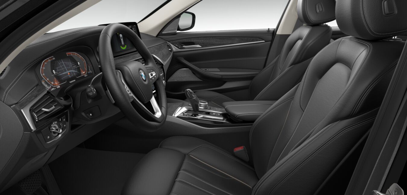 BMW BMW 5er im Innenraum seitlich BMW BMW 5er im Innenraum seitlich