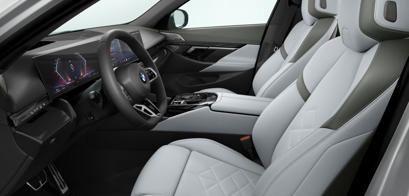 BMW BMW 5er im Innenraum seitlich BMW BMW 5er im Innenraum seitlich