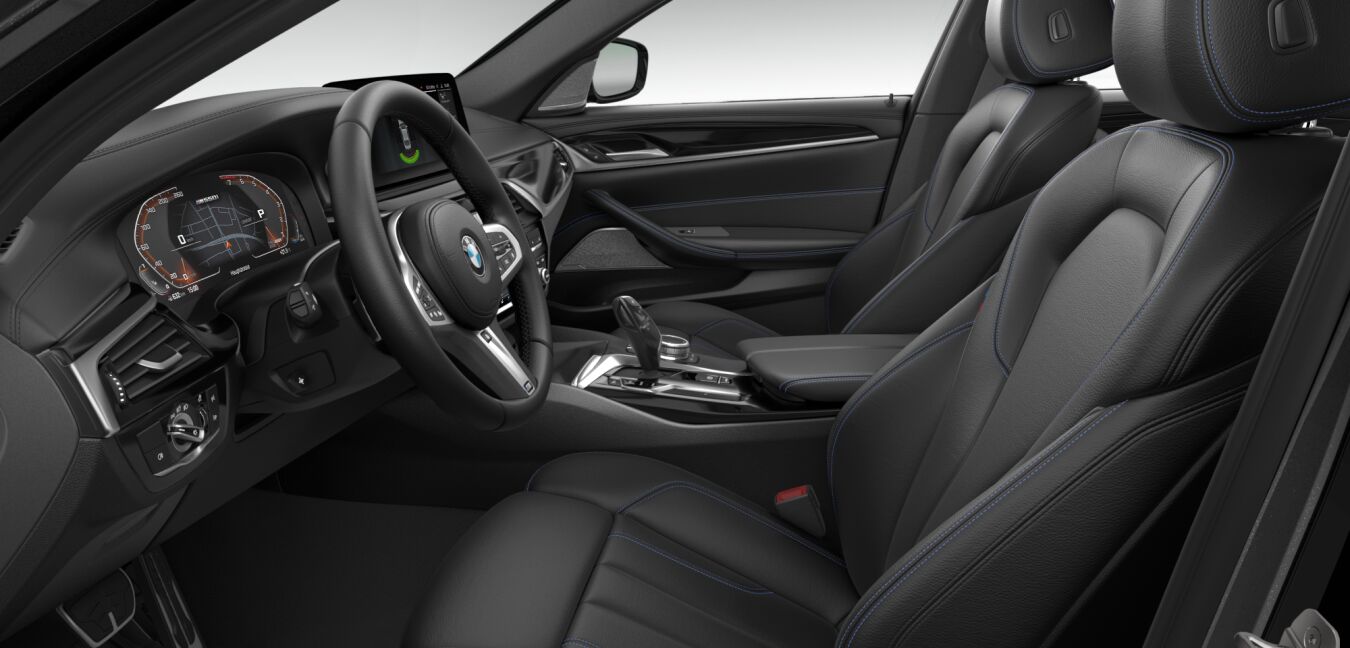 BMW BMW 5er im Innenraum seitlich BMW BMW 5er im Innenraum seitlich