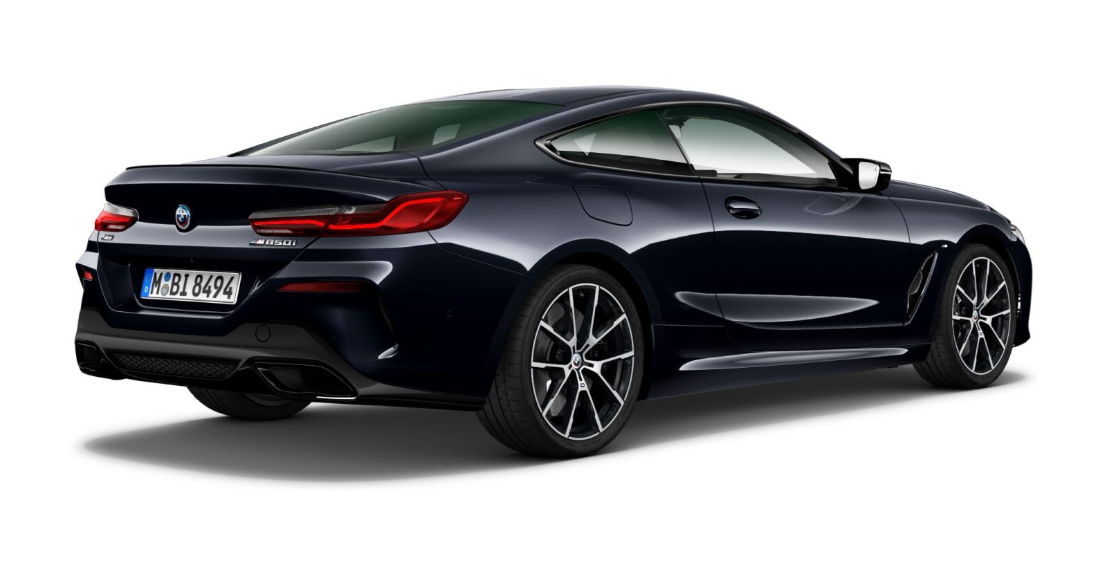 BMW BMW 8er in Schwarz von hinten BMW BMW 8er in Schwarz von hinten
