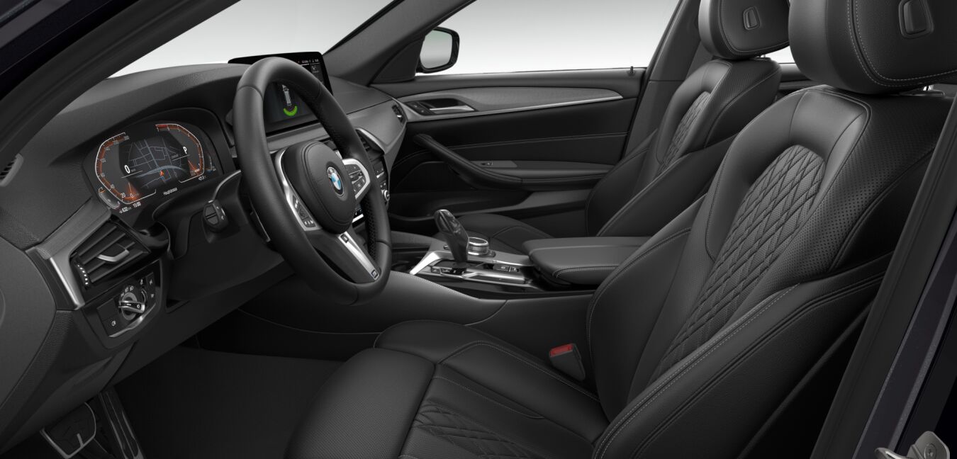 BMW BMW 5er im Innenraum seitlich BMW BMW 5er im Innenraum seitlich