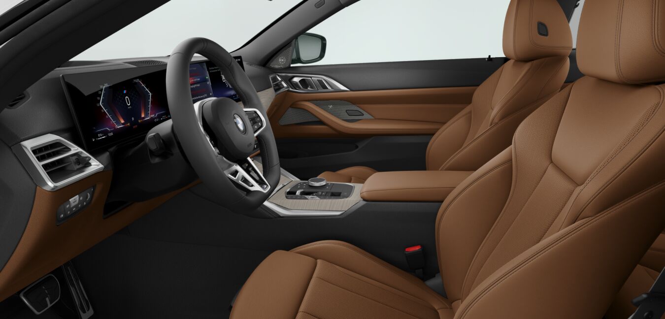 BMW BMW 4er im Innenraum seitlich BMW BMW 4er im Innenraum seitlich