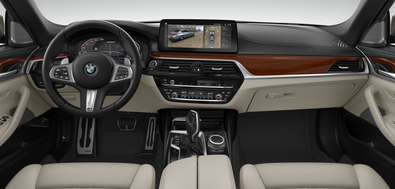BMW BMW 5er im Innenraum von vorne BMW BMW 5er im Innenraum von vorne