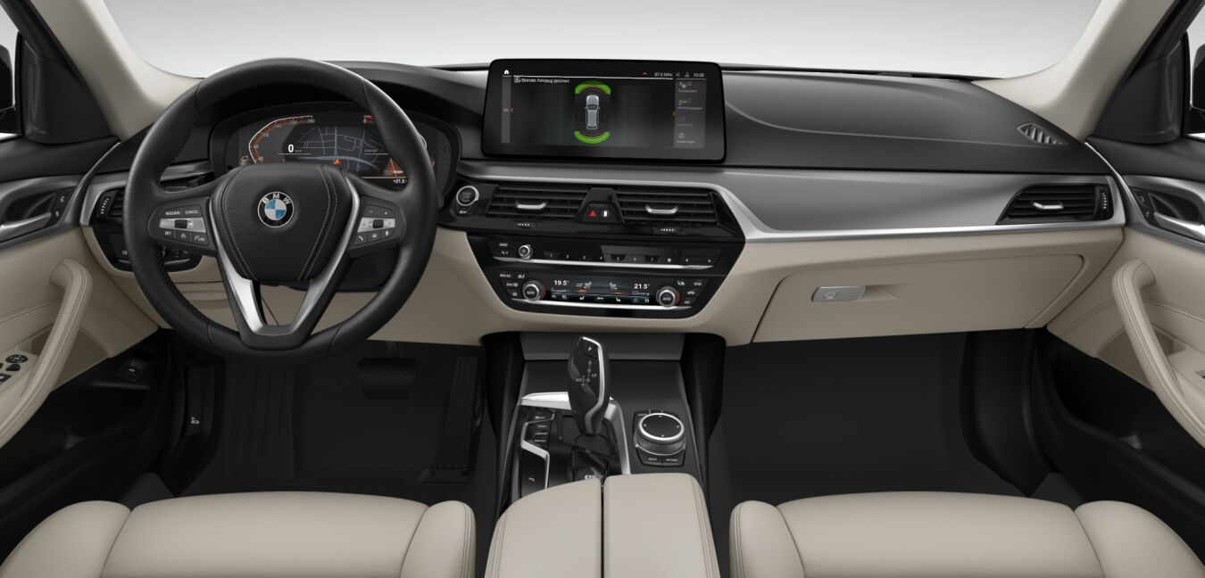 BMW BMW 5er im Innenraum von vorne BMW BMW 5er im Innenraum von vorne