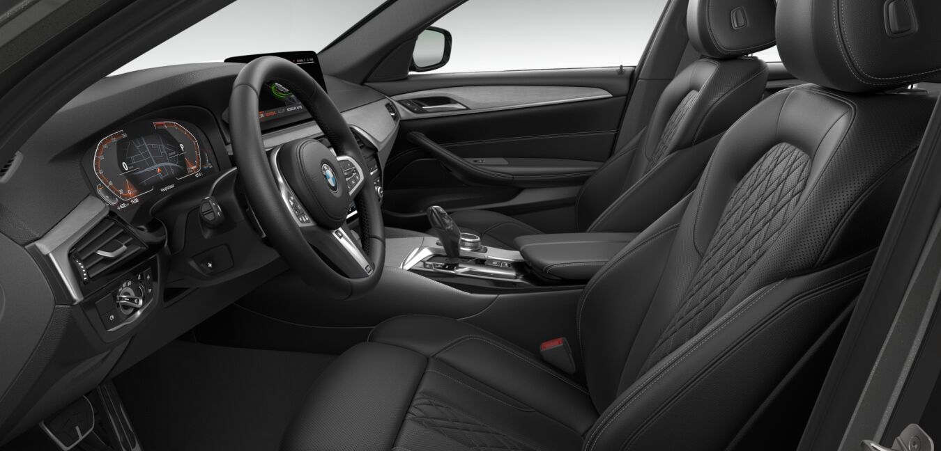 BMW BMW 5er im Innenraum seitlich BMW BMW 5er im Innenraum seitlich