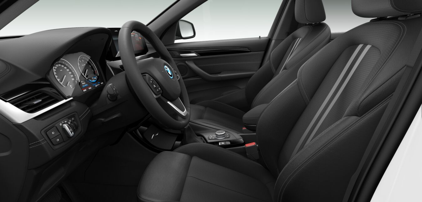 BMW BMW X im Innenraum seitlich BMW BMW X im Innenraum seitlich