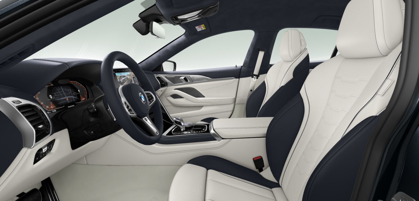 BMW BMW 8er im Innenraum seitlich BMW BMW 8er im Innenraum seitlich