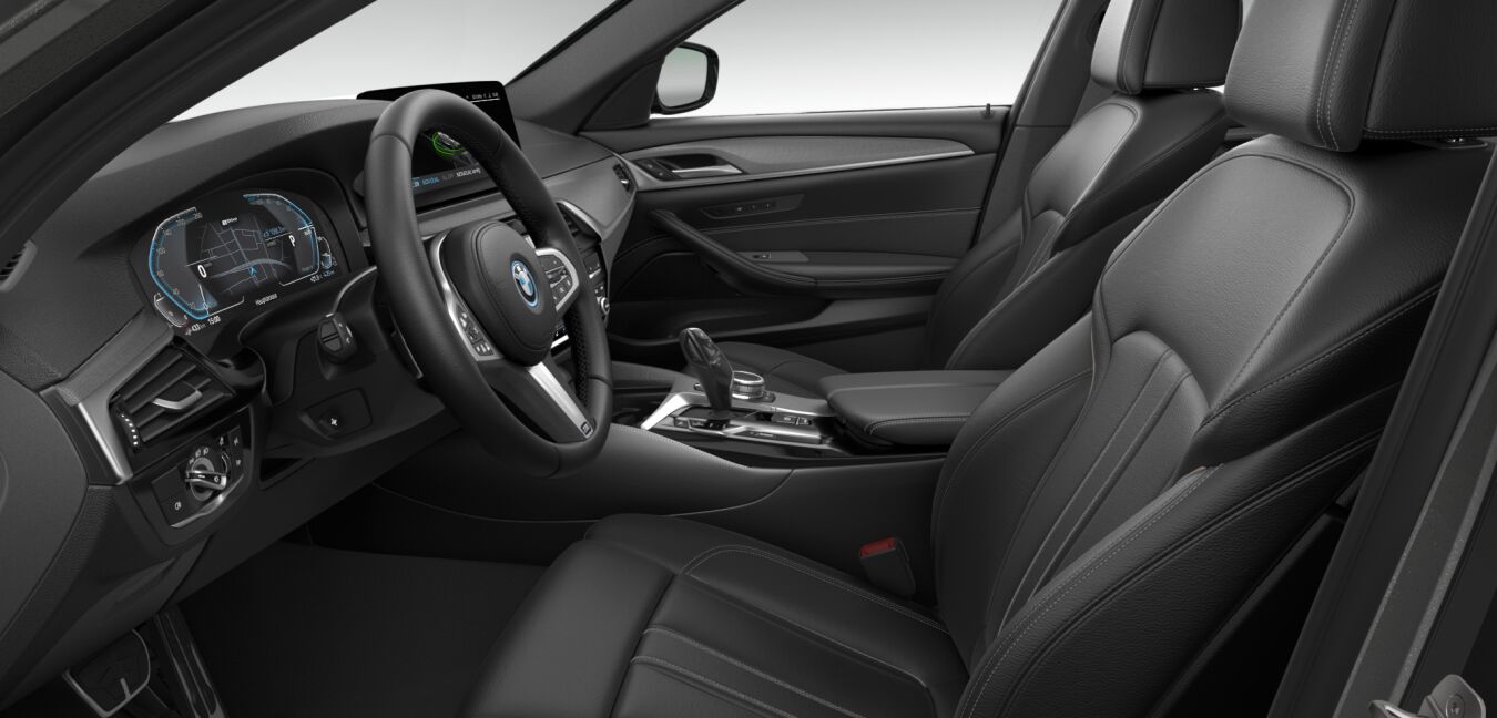 BMW BMW 5er im Innenraum seitlich BMW BMW 5er im Innenraum seitlich