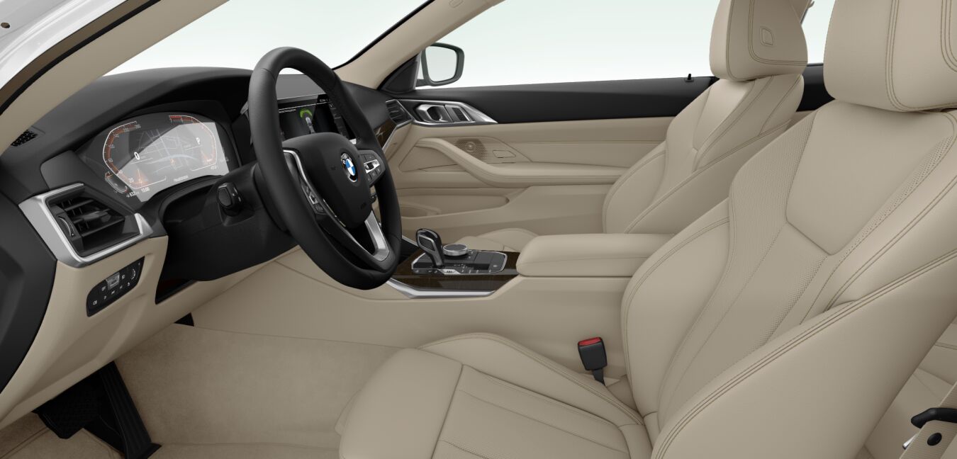 BMW BMW 4er im Innenraum seitlich BMW BMW 4er im Innenraum seitlich
