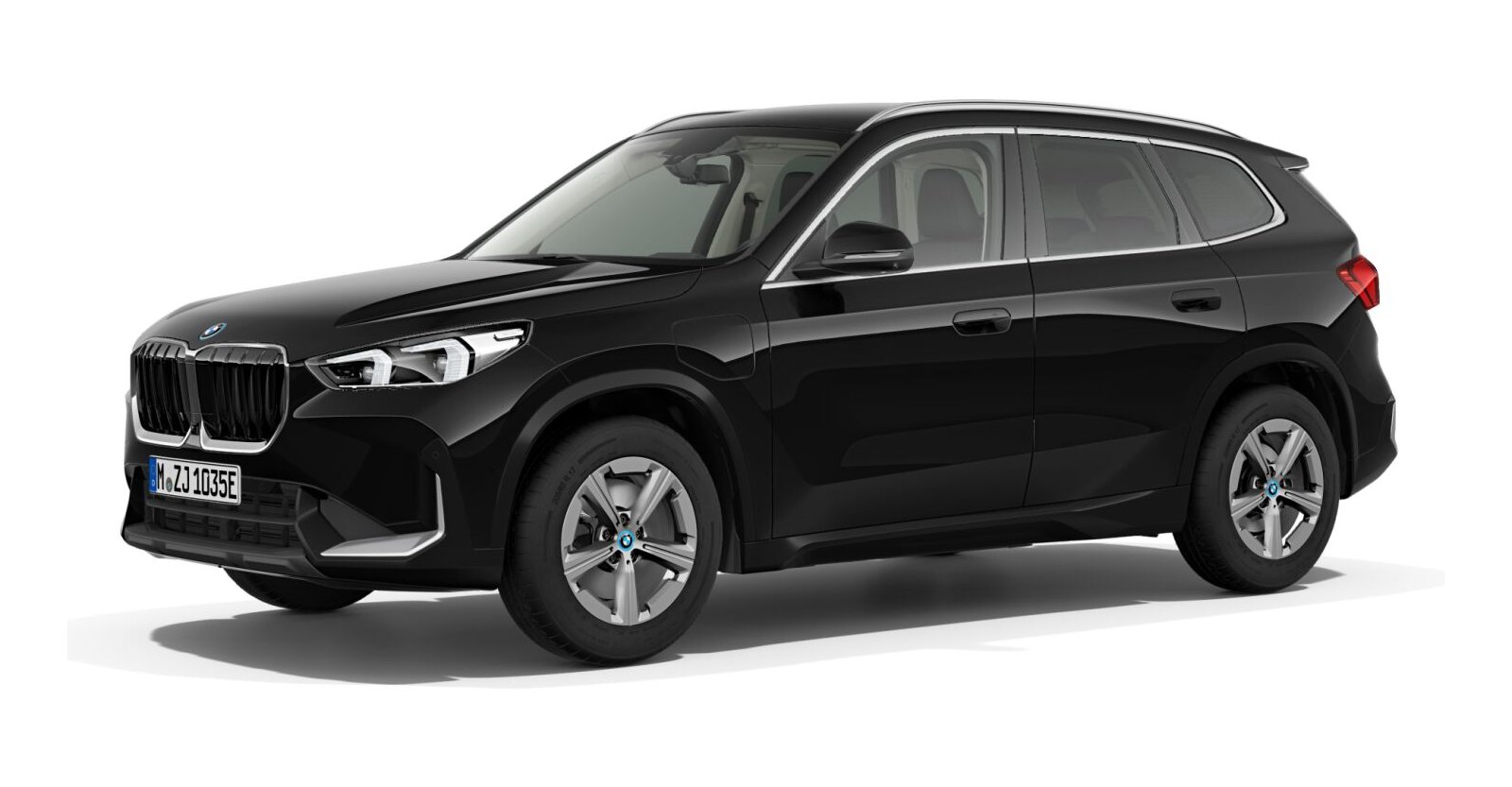 BMW X1 xDrive25e in Schwarz von vorne BMW X1 xDrive25e in Schwarz von vorne