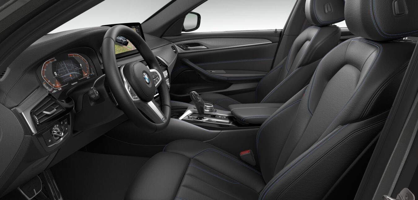 BMW BMW 5er im Innenraum seitlich BMW BMW 5er im Innenraum seitlich