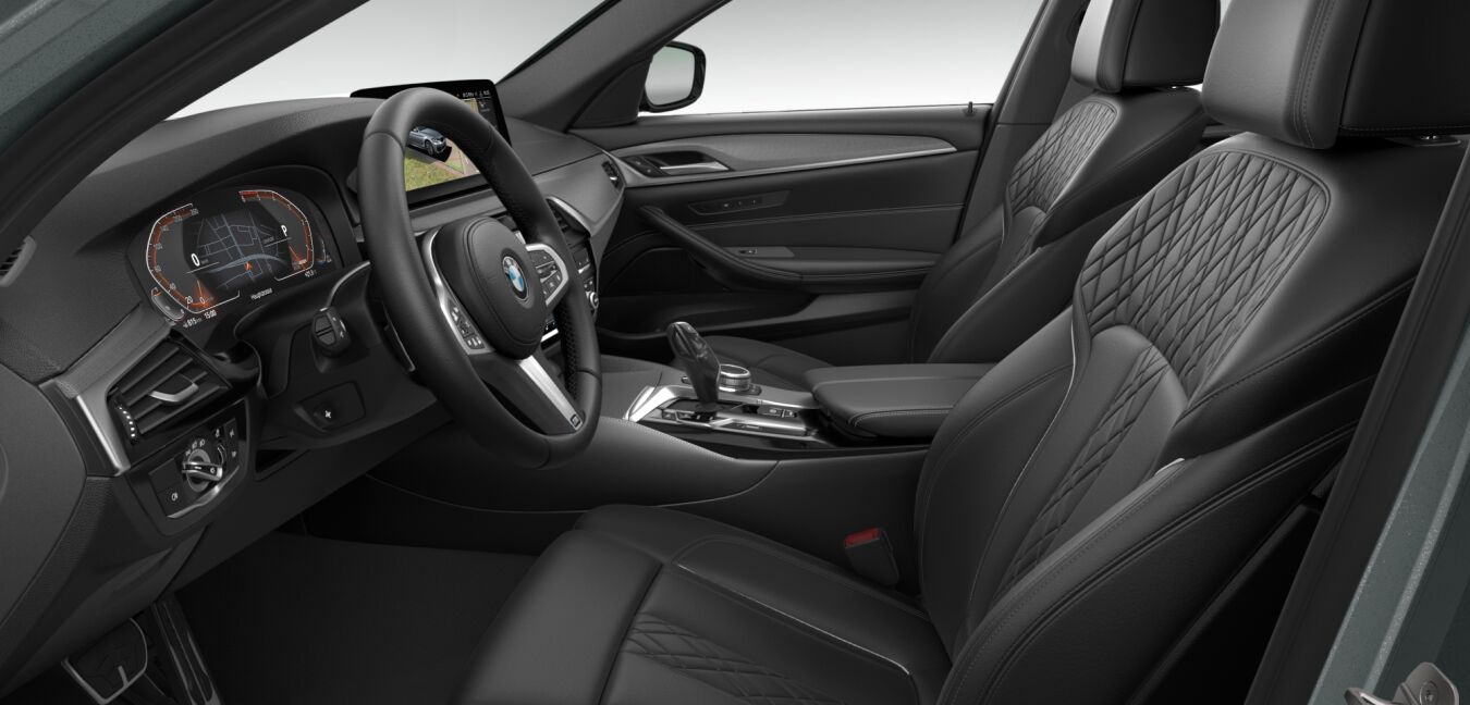 BMW BMW 5er im Innenraum seitlich BMW BMW 5er im Innenraum seitlich