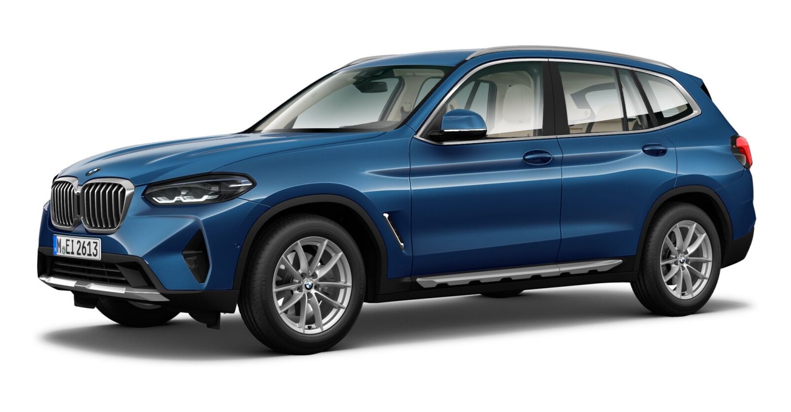 BMW X3 xDrive 20i in Blau von vorne BMW X3 xDrive 20i in Blau von vorne