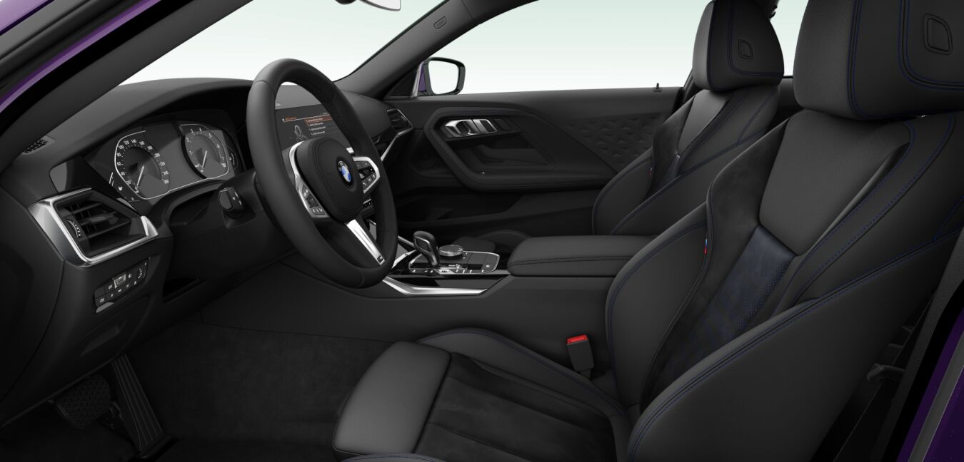 BMW BMW 2er im Innenraum seitlich BMW BMW 2er im Innenraum seitlich