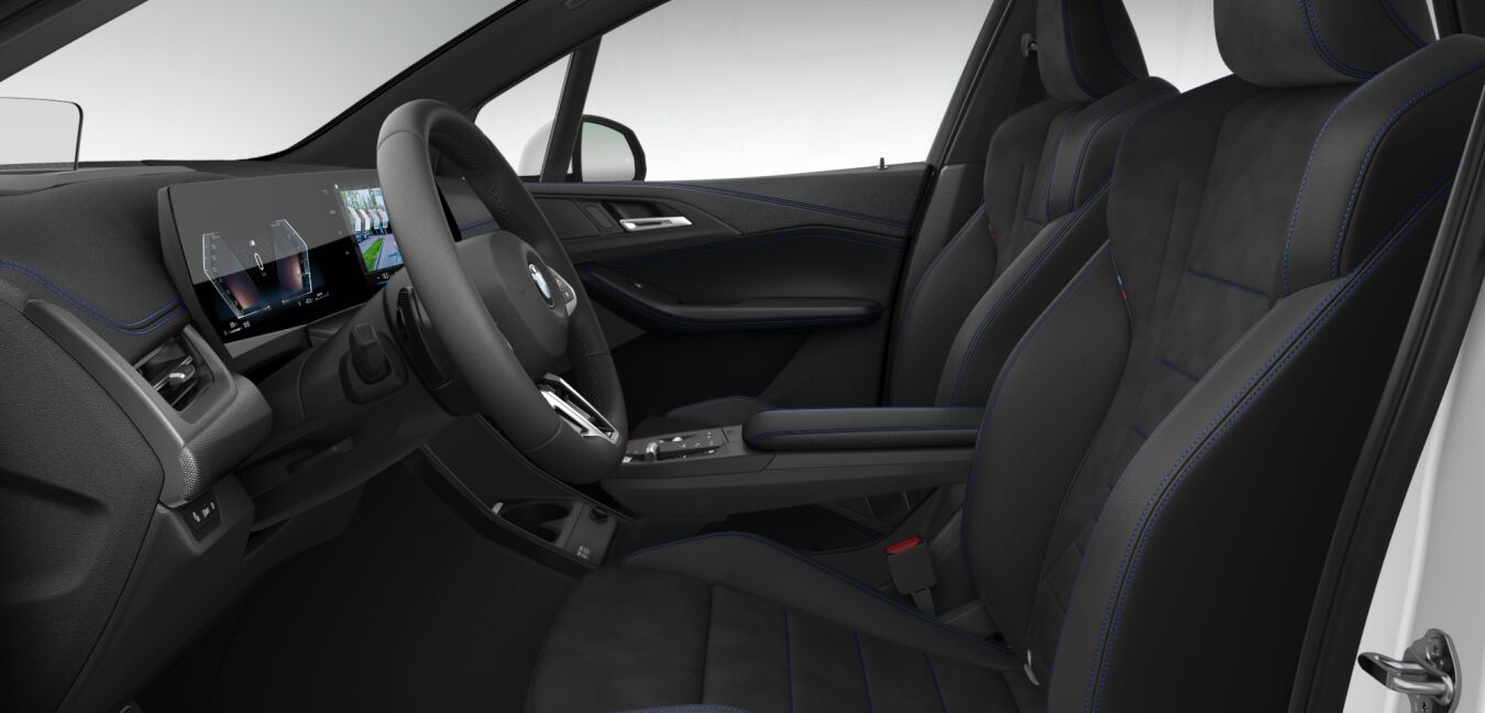 BMW BMW 2er im Innenraum seitlich BMW BMW 2er im Innenraum seitlich