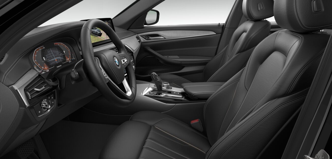 BMW BMW 5er im Innenraum seitlich BMW BMW 5er im Innenraum seitlich