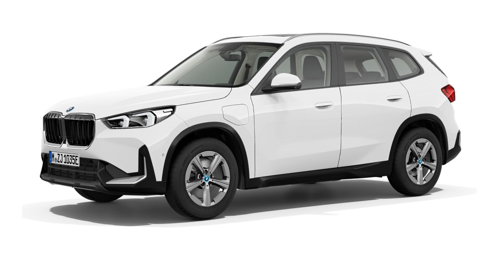 BMW X1 xDrive30e in Weiß von vorne BMW X1 xDrive30e in Weiß von vorne