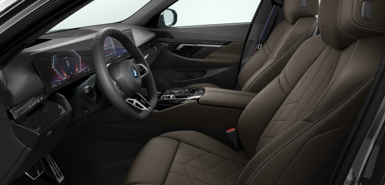 BMW BMW 5er im Innenraum seitlich BMW BMW 5er im Innenraum seitlich