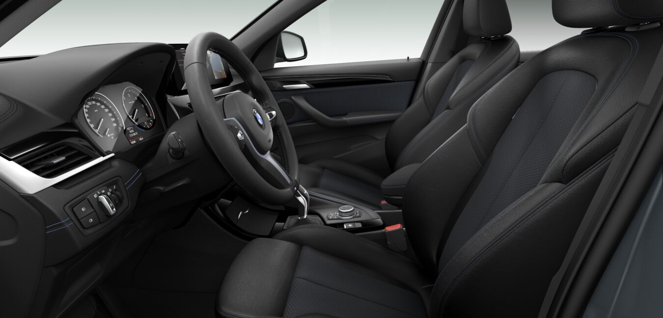 BMW BMW X im Innenraum seitlich BMW BMW X im Innenraum seitlich