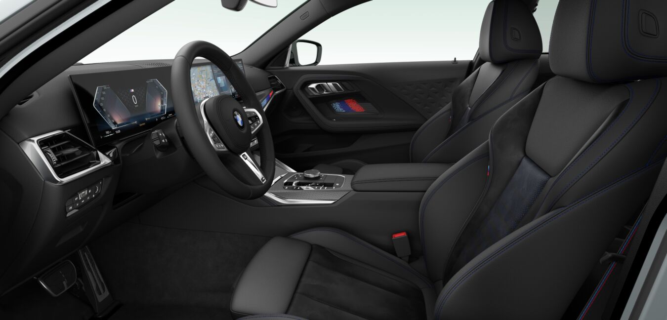 BMW BMW 2er im Innenraum seitlich BMW BMW 2er im Innenraum seitlich